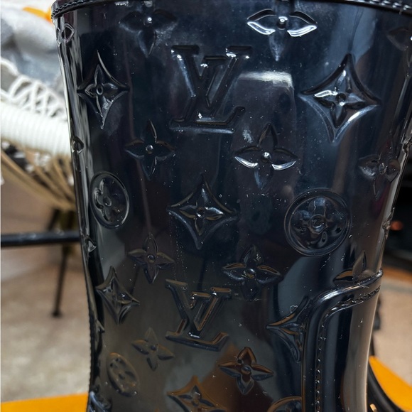 Louis Vuitton rain boots - Picture 6 of 6